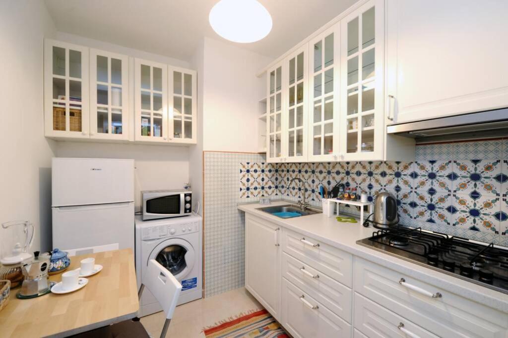 Charming Apartment In The Centre Of Амалфи Екстериор снимка