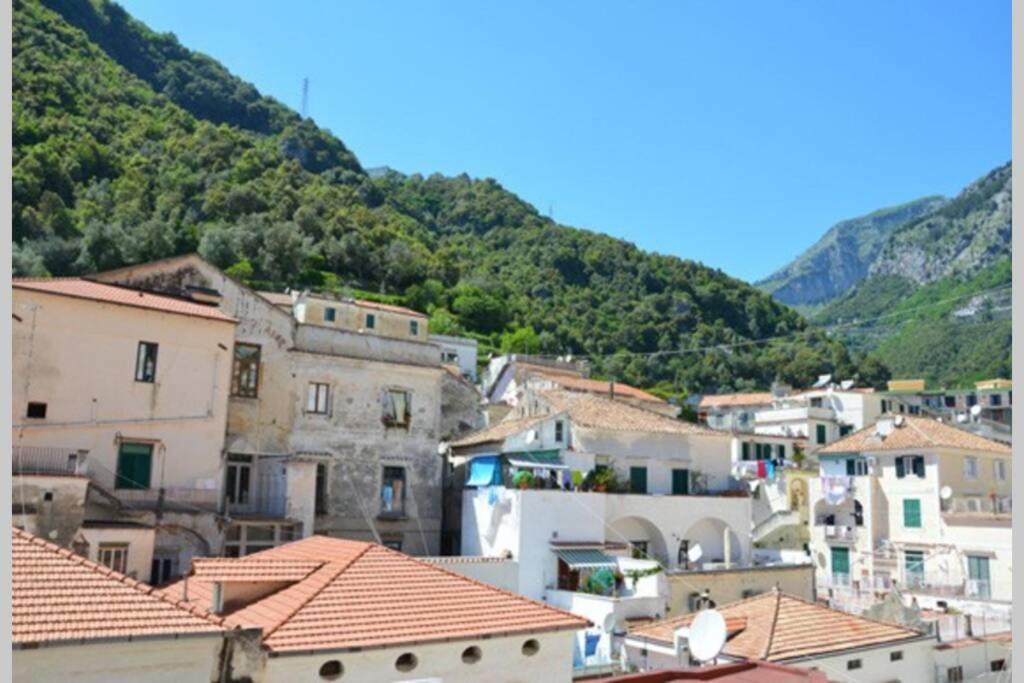 Charming Apartment In The Centre Of Амалфи Екстериор снимка